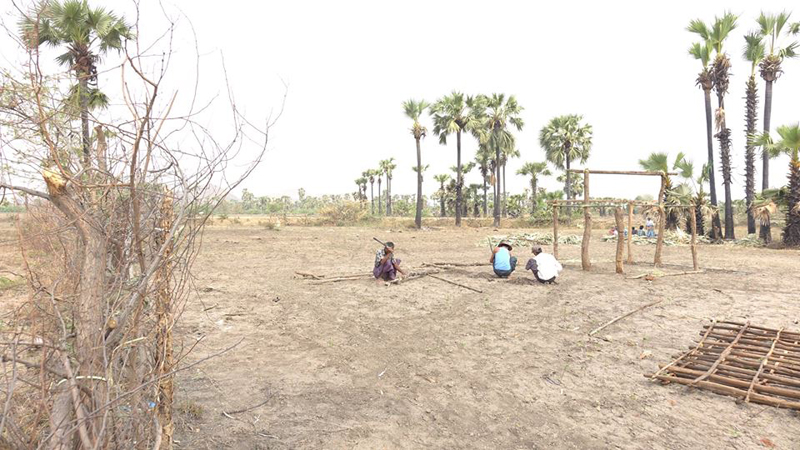 ေၾကးနီမံကိန္းအတြက္ သိမ္းယူသည့္ ယာေျမေလ်ာ္ေၾကးကို မူလေတာင္သူ မဟုတ္သူမ်ားက ထုတ္ယူေန