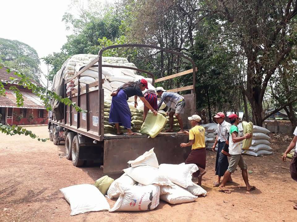 ေရႊက်င္ၿမိဳ႕တြင္ ယမ္းေပ်ာ့မ်ား သယ္ေဆာင္လာသည့္ ယာဥ္ ၁စီးဖမ္းမိ