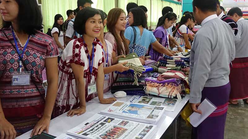 ဘားအံၿမိဳ႕တြင္ တိုင္းရင္းသားမီဒီယာညီလာခံ က်င္းပ (သတင္းဓာတ္ပံု)