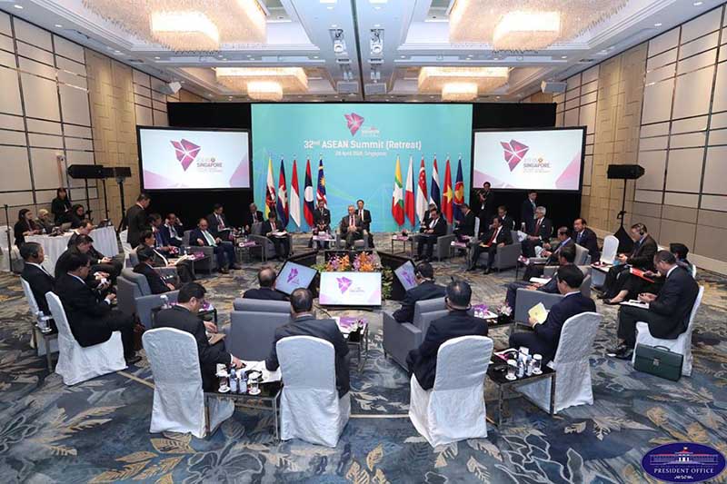 ထား၀ယ္ေရနက္ဆိပ္ကမ္းႏွင့္အလုပ္သမားေရး သမၼတ ဦး၀င္းျမင့္ႏွင့္ထုိင္း၀န္ႀကီးခ်ဳပ္ ေဆြးေႏြး