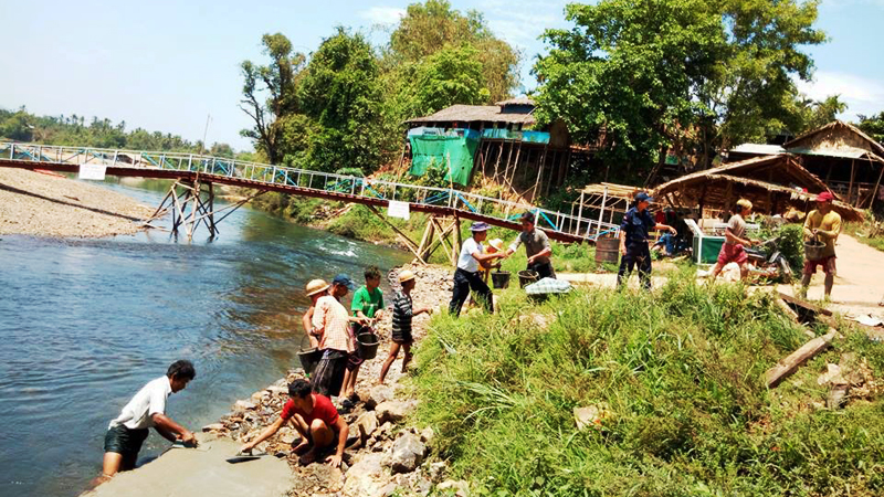 ေခ်ာင္းသာယာအပန္းေျဖစခန္းအနီး ေျမၿပိဳက်မႈ မျဖစ္ေစေရး ကိုယ္ထူကိုယ္ထ ထိန္းသိမ္း