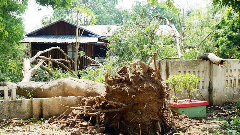 စစ္ကိုင္းတိုင္းအတြင္း ေလျပင္းတိုက္ခတ္ၿပီး လူေနအိမ္ ၁၀၀၀ ေက်ာ္ ပ်က္စီး