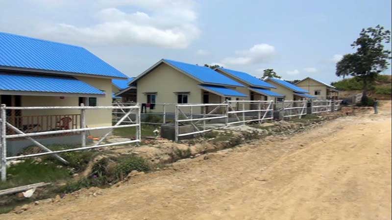 ကုိင္းႀကီး (ၿမိဳ) ရြာတြင္ ေနထုိင္သူမ်ား အျပင္ထြက္ အလုပ္လုပ္ကုိင္ရန္ စုိးရိမ္ေန