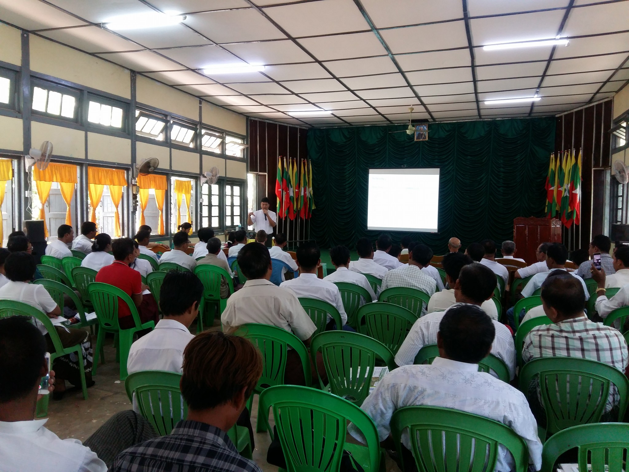 တနသၤာရီ-ပဲခူး ဓာတ္အားလုိင္းသြယ္တန္းမည့္ကိစၥ လူထုေတြ႔ဆုံပြဲ ေရးၿမိဳ႕နယ္တြင္ ျပဳလုပ္