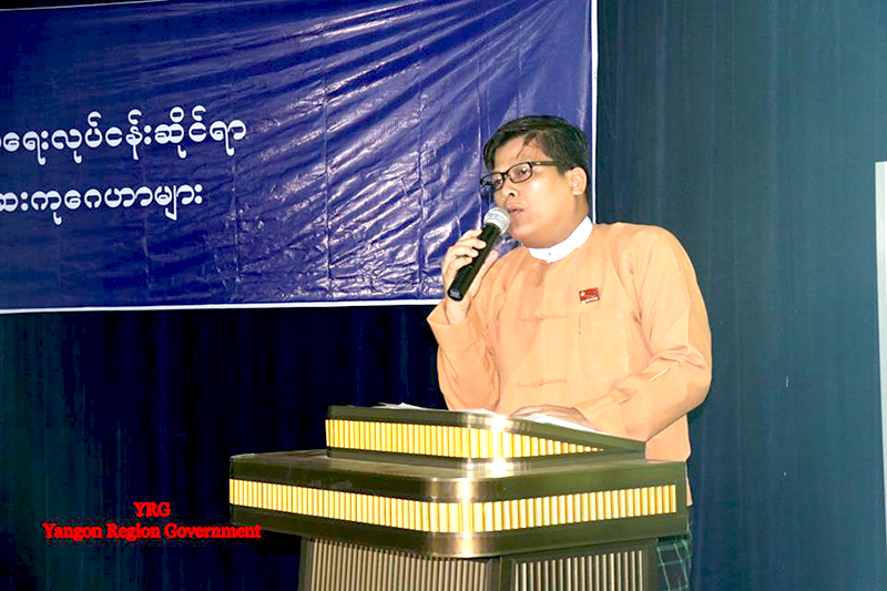ျပည္သူမ်ား အစမ္းသပ္ခံမျဖစ္ေစေရး က်န္းမာေရးလုပ္ငန္းမ်ားကုိ စစ္ေဆးေနဟု ဝန္ႀကီးေျပာ