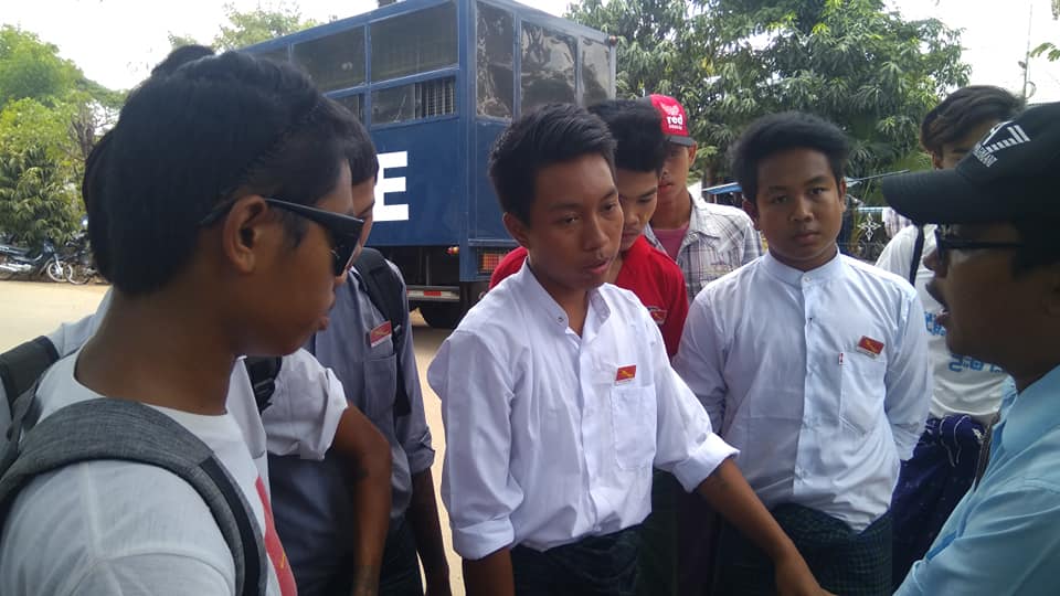 နတၱလင္းၿမိဳ႕က ဆႏၵျပေက်ာင္းသားမ်ားကို စတင္႐ံုးထုတ္စစ္ေဆး