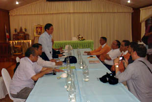 ထိုင္းအေျခစိုက္ အတုိက္အခံအဖြဲ့အစည္း ၄ ခုနွင့္ ဦးေအာင္မင္းေတြ့ဆံု