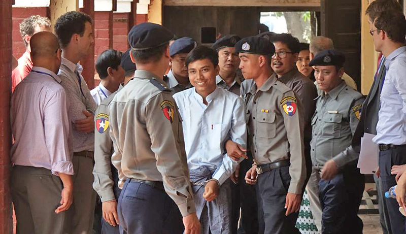 ႐ုိက္တာသတင္းေထာက္၏ ဖုန္းထဲကဓာတ္ပံုမ်ားကို သက္ေသခံပစၥည္းအျဖစ္ တရား႐ုံးဆံုးျဖတ္