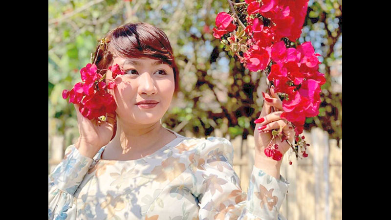 အရမ္းဝထားေတာ့ ဝိတ္ခ်ရတာ ခက္ေနတယ္ဆိုတဲ့ ရတနာျဖဴျဖဴေအာင္
