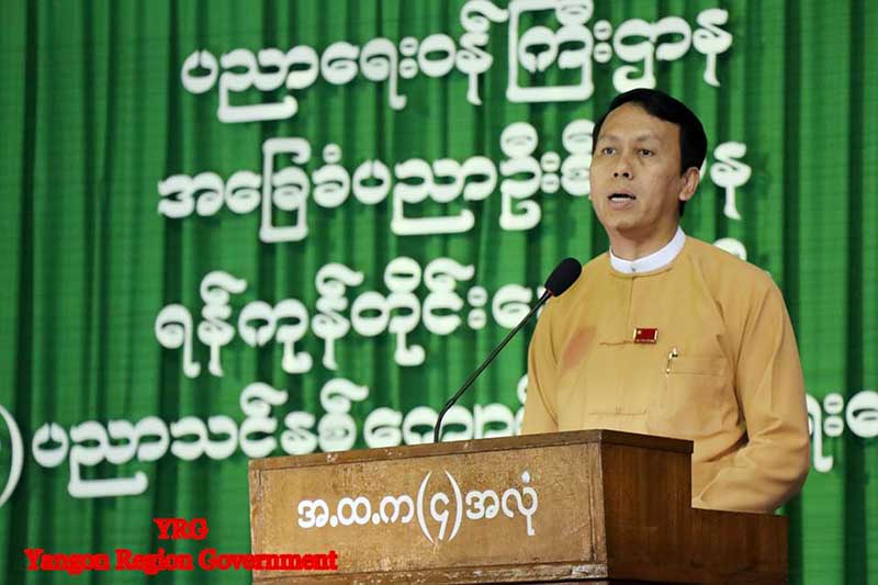 ကေလးတုိင္းေက်ာင္းအပ္ႏုိင္ေရး ၀ုိင္း၀န္းႀကိဳးပမ္းေပးၾကရန္ ဦးၿဖိဳးမင္းသိန္း တုိက္တြန္း