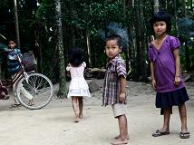 ဘဂၤလားေဒ့႐ွ္မွ ေ႐ြွႊ့ေျပာင္းခိုလႈံလာတဲ့ ခ်ာခ္မာလူမ်ဳိးစုေတြကို အိနၵိယက နိုင္ငံသားအျဖစ္ သတ္မွတ္