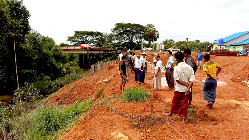 အိမ္ရာစီမံကိန္းေၾကာင့္ ေခ်ာင္းပိတ္ဆို႔မႈ မျဖစ္ေစေရး ေဒသခံမ်ား ကန္႔ကြက္