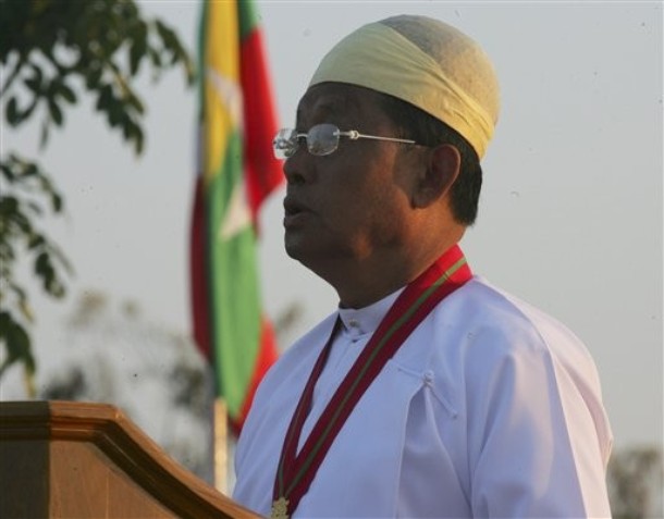ဒု-သမၼတ တရား​ဝင္ နုတ္ထြက္​ေၾကာင္း​ လြွႊတ္​ေတာ္​ေၾကညာ