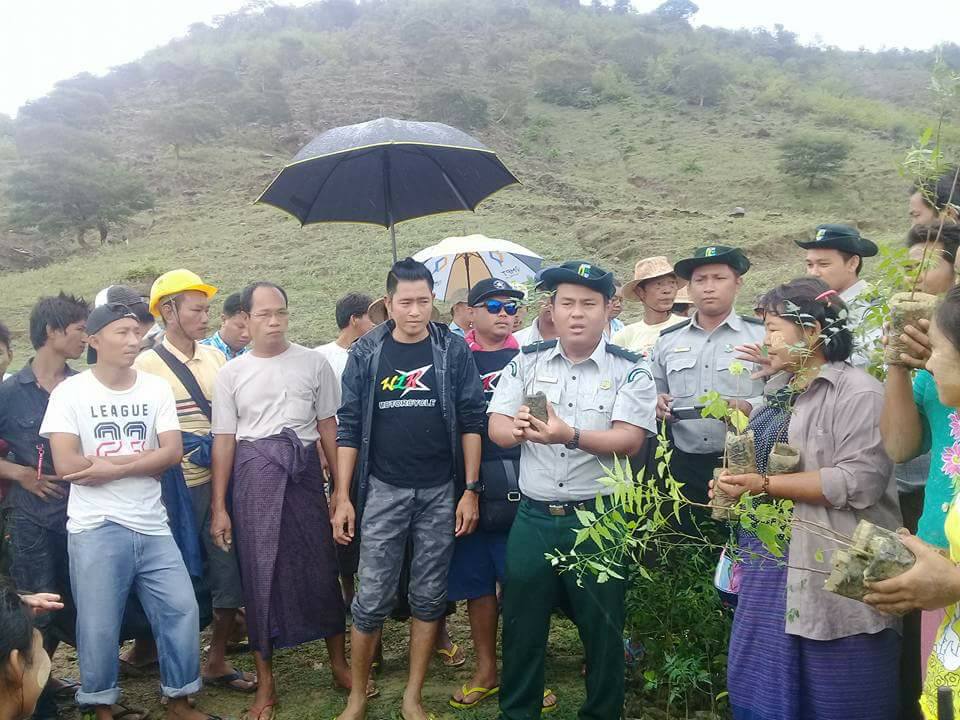 ေဝဠဳေက်ာ္ဦးေဆာင္ၿပီး မံုရြာၿမဳိ႕နယ္တြင္ မိုးရာသီသစ္ပင္စိုက္ပြဲျပဳလုပ္