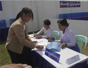ေ႐ြးေကာက္ပြဲ မသမာမႈ တိုင္သူမ်ား ျပန္တရားစြဲခံရ