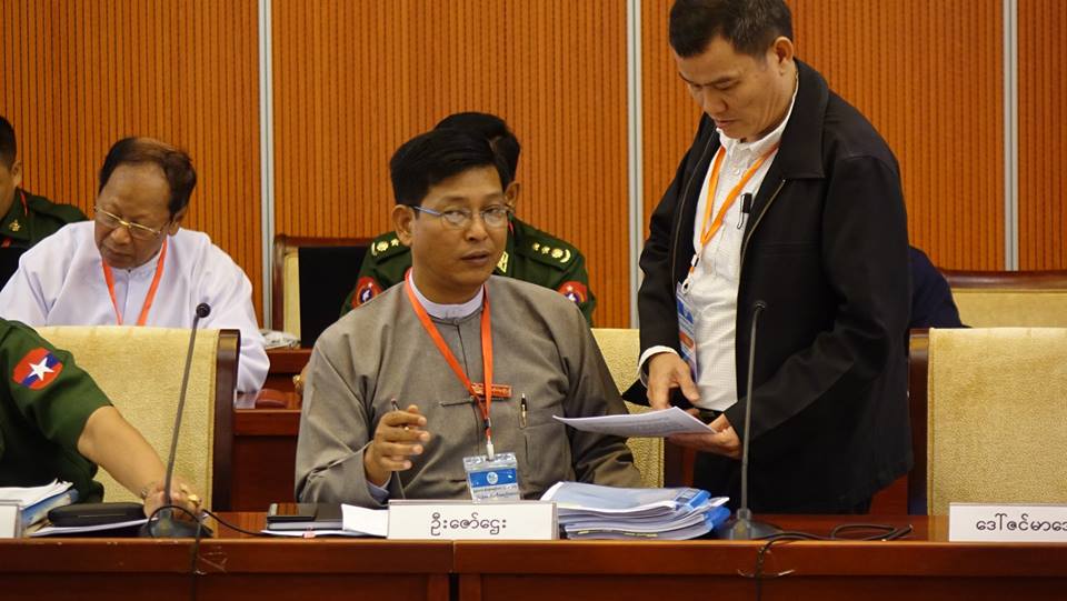 စစ္တပ္က အာဏာသိမ္းမည့္သတင္း မဟုတ္မွန္ဟု ျငင္းဆို