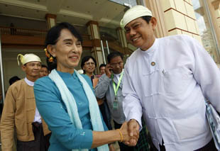 ပါတီလူပုဂၢိုလ္အစြဲမထားဘဲ မွန္တာလုပ္ရင္ တိုင္းျပည္တိုးတက္မည္ဟု ဥကၠ႒ေျပာ
