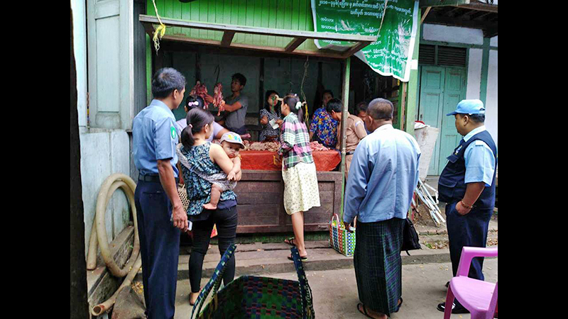ဝက္နားရြက္ျပာေရာဂါျဖင့္ ေသဆံုးသည့္ဝက္သားမ်ား ေရာင္းခ်မႈမရွိေစရန္ ေရွာင္တခင္စစ္ေဆး