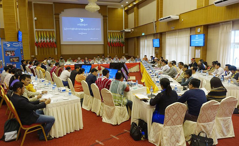 ဆုံးျဖတ္ခ်က္ေပးႏုိင္သည့္ တိုင္းရင္းသားေခါင္းေဆာင္မ်ား ၂၁ ရာစု ပင္လုံညီလာခံ တက္ေစလို
