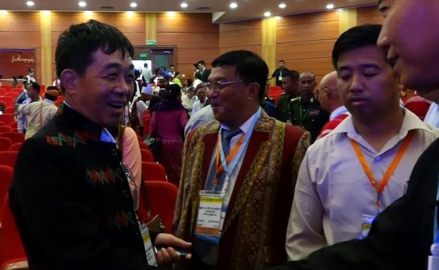 ေျမာက္ပိုင္းတုိင္းရင္းသားလက္နက္ကုိင္အဖြဲ႔မ်ား ေဒၚေအာင္ဆန္းစုၾကည္ႏွင့္ေတြ႔ဆုံမည္