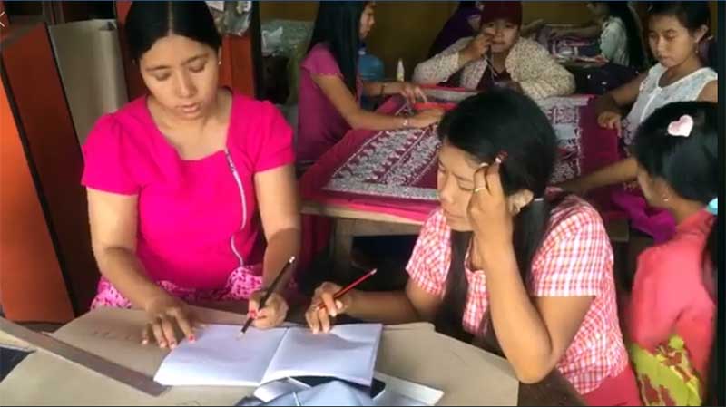 အင္းေတာ္တြင္ ထိုင္မသိမ္း ေရႊခ်ည္ထိုး ပညာဒါန အခမဲ့ သင္တန္းဖြင့္