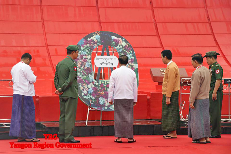 ၇၁ ႏွစ္ေျမာက္ အာဇာနည္ေန႔ အခမ္းအနားအတြက္ ဝတ္စံုျပည့္ေလ့က်င့္ (ဓာတ္ပံု)