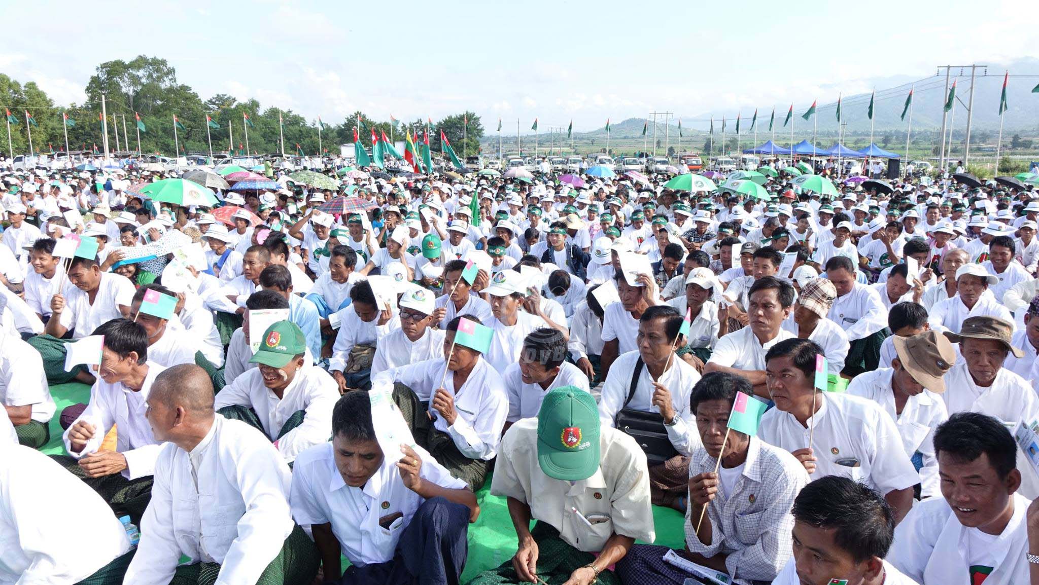 ရခိုင္ျပည္နယ္တြင္ ၾကံ့ခိုင္ေရးပါတီဝင္ ထက္ဝက္ေက်ာ္ ေလွ်ာ့က်သြား