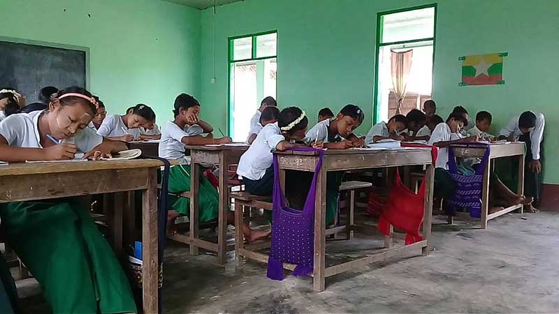 ဝမ္းတြင္းပညာေရးဌာန ဘြဲ႔ရအေထြေထြလုပ္သားမ်ားကုိ မူလတန္းျပခန္႔ထားရန္ ေတာင္းဆုိမည္