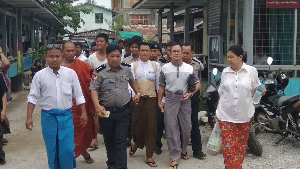 အစိုးရျဖဳတ္ခ်ေရးဆႏၵျပသူ ကိုေက်ာ္မ်ဳိးေရႊကို ေထာင္ဒဏ္ ၁ ႏွစ္ခြဲခ်မွတ္