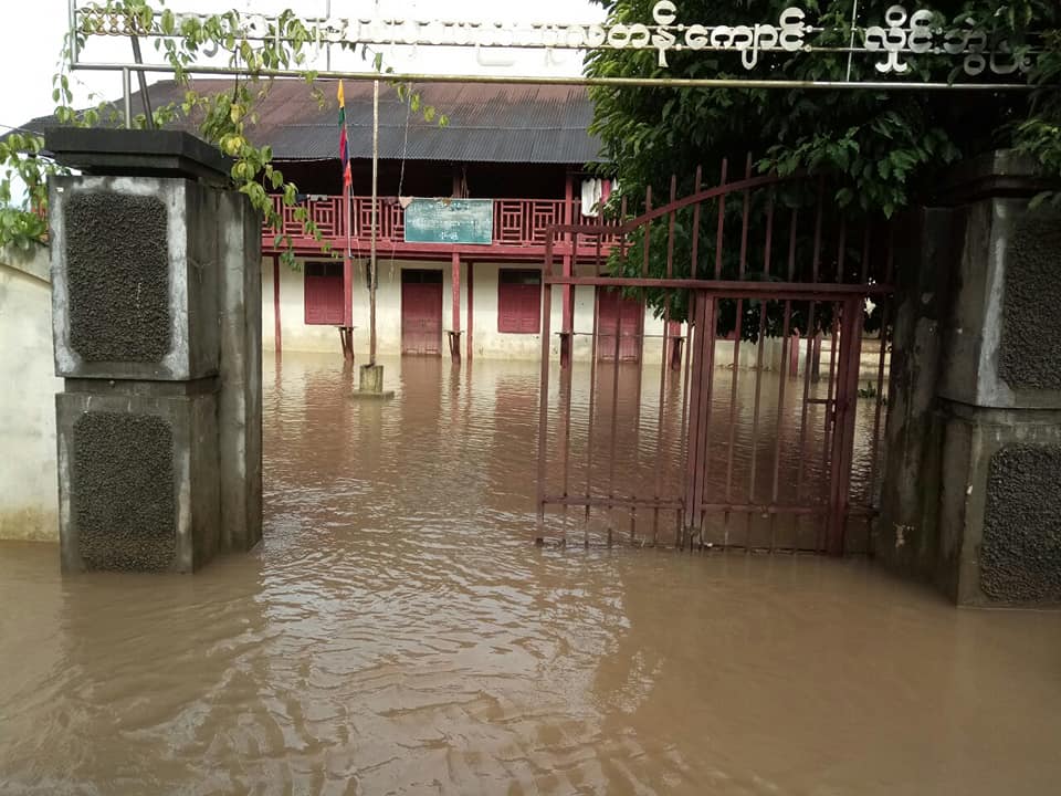 ကရင္ျပည္နယ္အတြင္း ေရႀကီးမႈေၾကာင့္ပိတ္ထားရသည့္ေက်ာင္းမ်ား အခ်ိန္ပိုျပန္သင္ေပးမည္