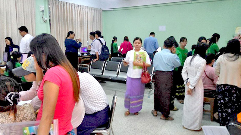 အြန္လိုင္းစနစ္သစ္ျဖင့္ မွတ္ပုံတင္သည့္ကုမၸဏီ မ်ားျပားလြန္းသျဖင့္ ဝက္ဘ္ဆိုက္က်သြား