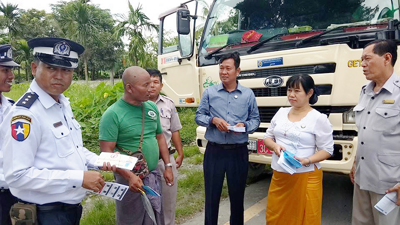 ကေလးၿမိဳ႕တြင္ ယာဥ္တိုက္မႈက်ဆင္းေရး အုပ္ခ်ဳပ္ေရးပိုင္းႏွင့္ အရပ္ဘက္အဖြဲ႔မ်ား ပူးေပါင္းေဆာင္ရြက္