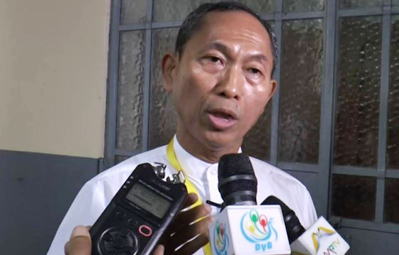 လံုုၿခံဳေရး အေၾကာင္းျပခ်က္ျဖင့္ တပ္မေတာ္က ျမန္မာ့ႏိုင္ငံေရးတြင္ ပါဝင္ေနမႈ ဦးကိုကိုႀကီး ေဝဖန္