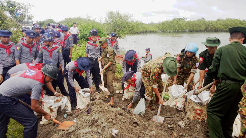 ဒီေရေၾကာင့္ ေက်ာက္ျဖဴတြင္ တာက်ဳိးေပါက္၊ ေနအိမ္ ၃၀ ခန္႔ ေရနစ္ျမဳပ္
