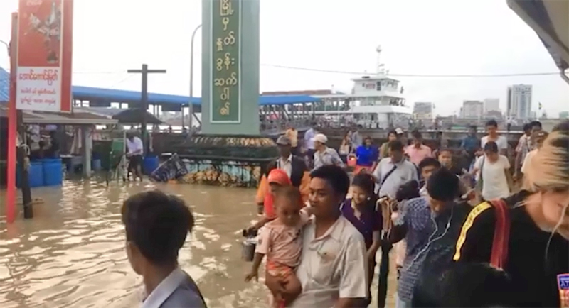 ထူးကဲဒီေရေၾကာင့္ လိႈင္သာယာႏွင့္ ဒဂံုဆိပ္ကမ္းေန လူဦးေရ ၆၅၀ ကို ယာယီေရႊ႕ေျပာင္း