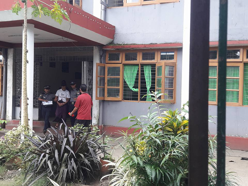 မူးယစ္မႈျဖင့္ ဖမ္းဆီးခံရသည့္ ဒါ႐ိုက္တာ မိုက္တီးကို တာေမြတရား႐ံုးတြင္ ေတြ႔ရစဥ္ (ဓာတ္ပံု)