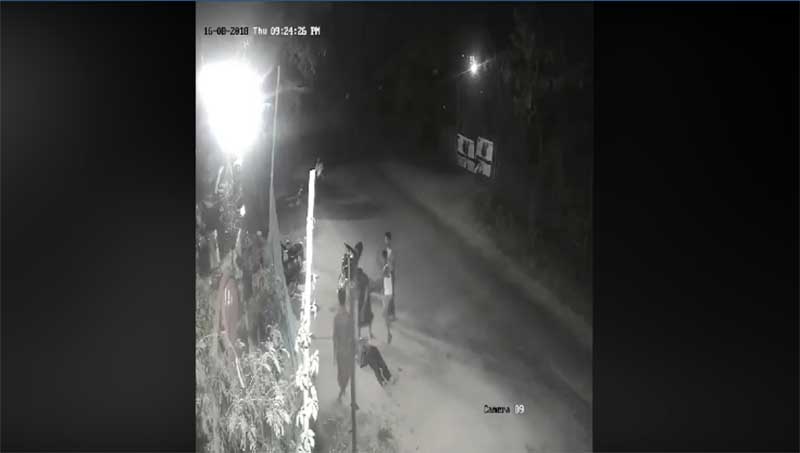 မ​ေကြးၿမိဳ႕ MD KTV စား​ေသာက္​ဆိုင္​​ေရွ႕တြင္​ ရဲတပ္ဖြဲ႔၀င္ ၂ ဦး ထိုးႀကိတ္​ခံရ(႐ုပ္သံ)