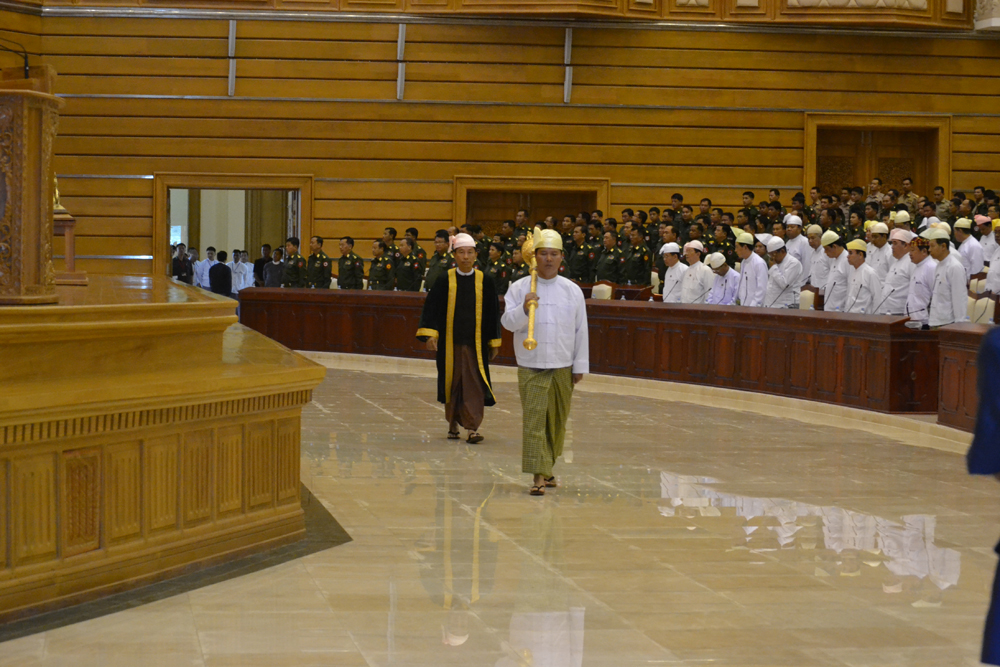 နိုင္ငံျပုျပင္ေျပာင္းလဲေရးနွင့္ မူ၀ါဒေရးရာ စဥ္းစားစရာမ်ား (၃)