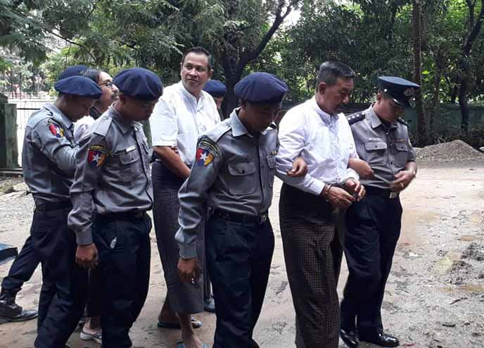 ေဟာင္ေကာင္၌ လႊတ္ေတာ္အမတ္ႏွင့္ ေဇယ်ာၿဖိဳး၊ ေအာင္ဝင္းခိုင္တို႔ေတြ႔ဆံုသည့္ကိစၥ တရား႐ုံးစစ္ေဆး