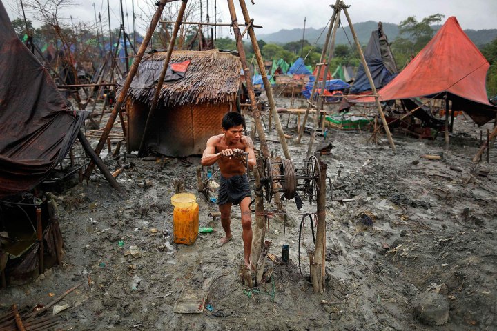 မေကြးတိုင္းတြင္ ေရနံခ်က္စက္႐ုံဇုန္ တည္ေထာင္ခြင့္ျပဳမည္