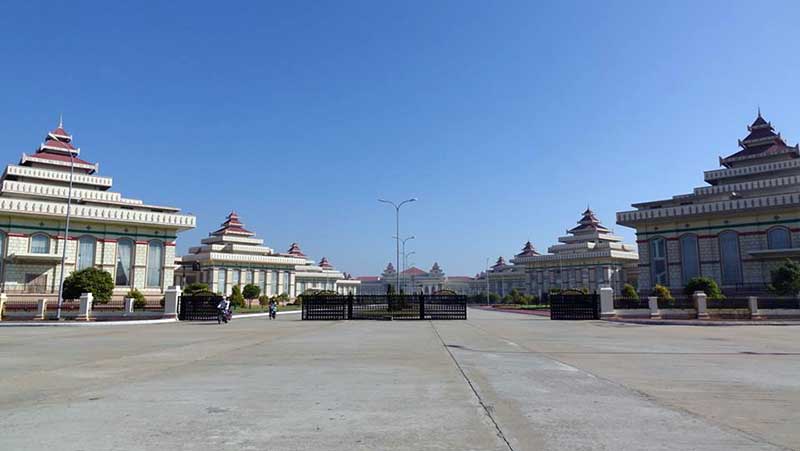လႊတ္ေတာ္အေဆာက္အဦ ေဆးသုတ္စရိတ္ ပိုမိုေတာင္းခံသည့္ ၀န္ထမ္းမ်ားကို အေရးယူ