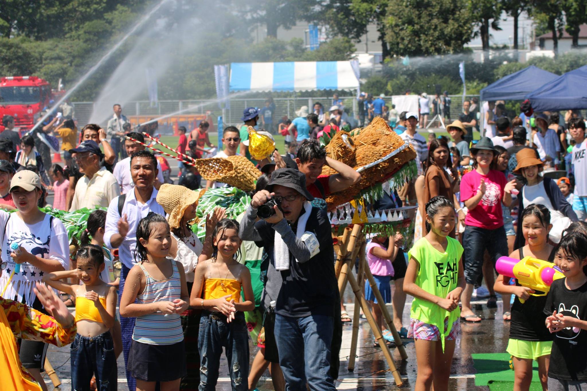 ဂ်ပန္-ျမန္မာ ေရသဘင္ပြဲေတာ္ လူ ၄ဝဝဝ ေက်ာ္ ပါဝင္ဆင္ႏႊဲ