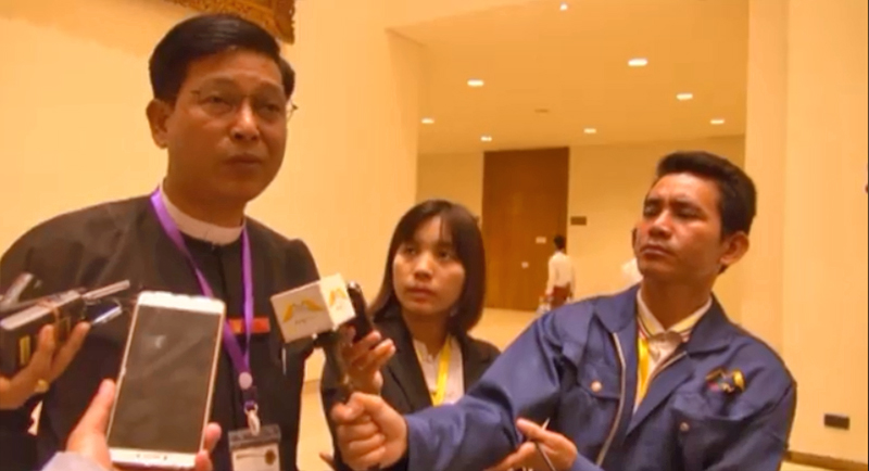 တပ္မေတာ္ဆိုင္ရာ ေဖ့စ္ဘြတ္ခ္မ်ား ပိတ္ပင္ခံရမႈကိစၥ အစိုးရ ပါဝင္ပတ္သက္မႈမရွိဟု ျငင္းဆို