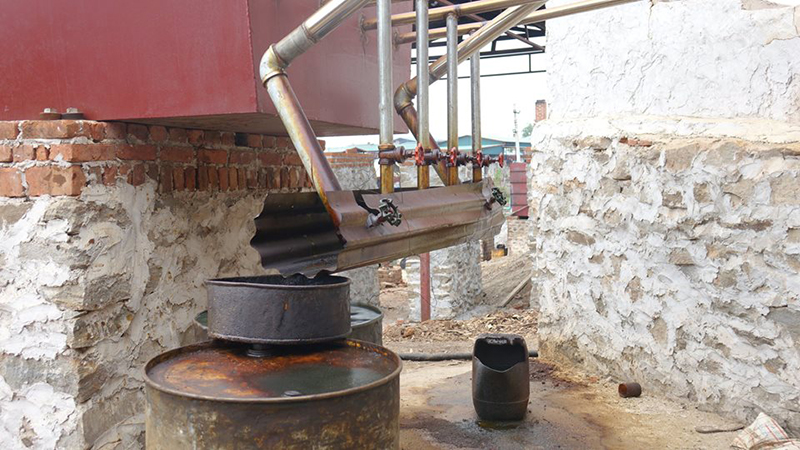 ေရနံခ်က္လုပ္ငန္းကေန တႏွစ္ကို အခြန္ က်ပ္သိန္း ၁၅၀၀ ခန္႔ေပးသြင္းေန