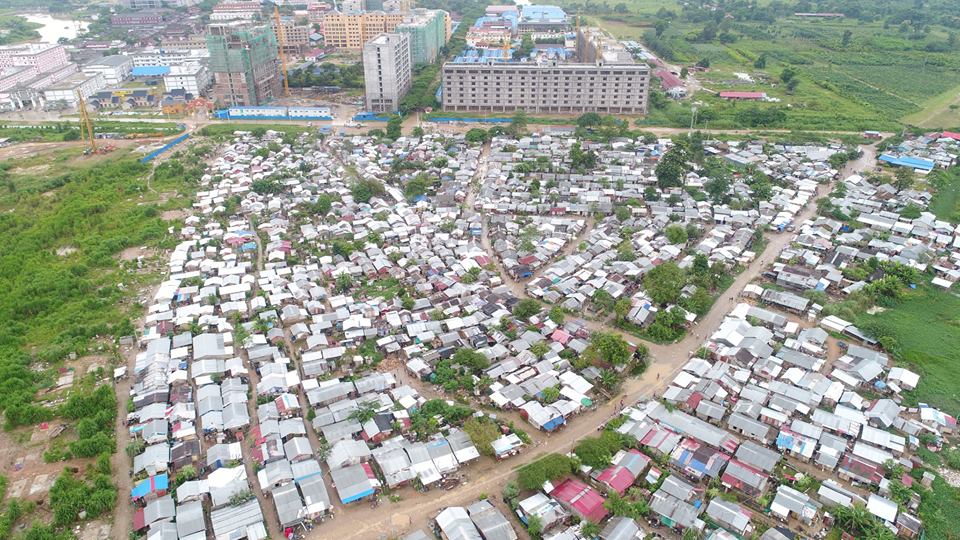 အင္တာဗ်ဴးေျဖမႈေၾကာင့္ လာအုိရဲဖမ္းထားသည့္ ျမန္မာအလုပ္ ၂ ဦး ျပန္လြတ္