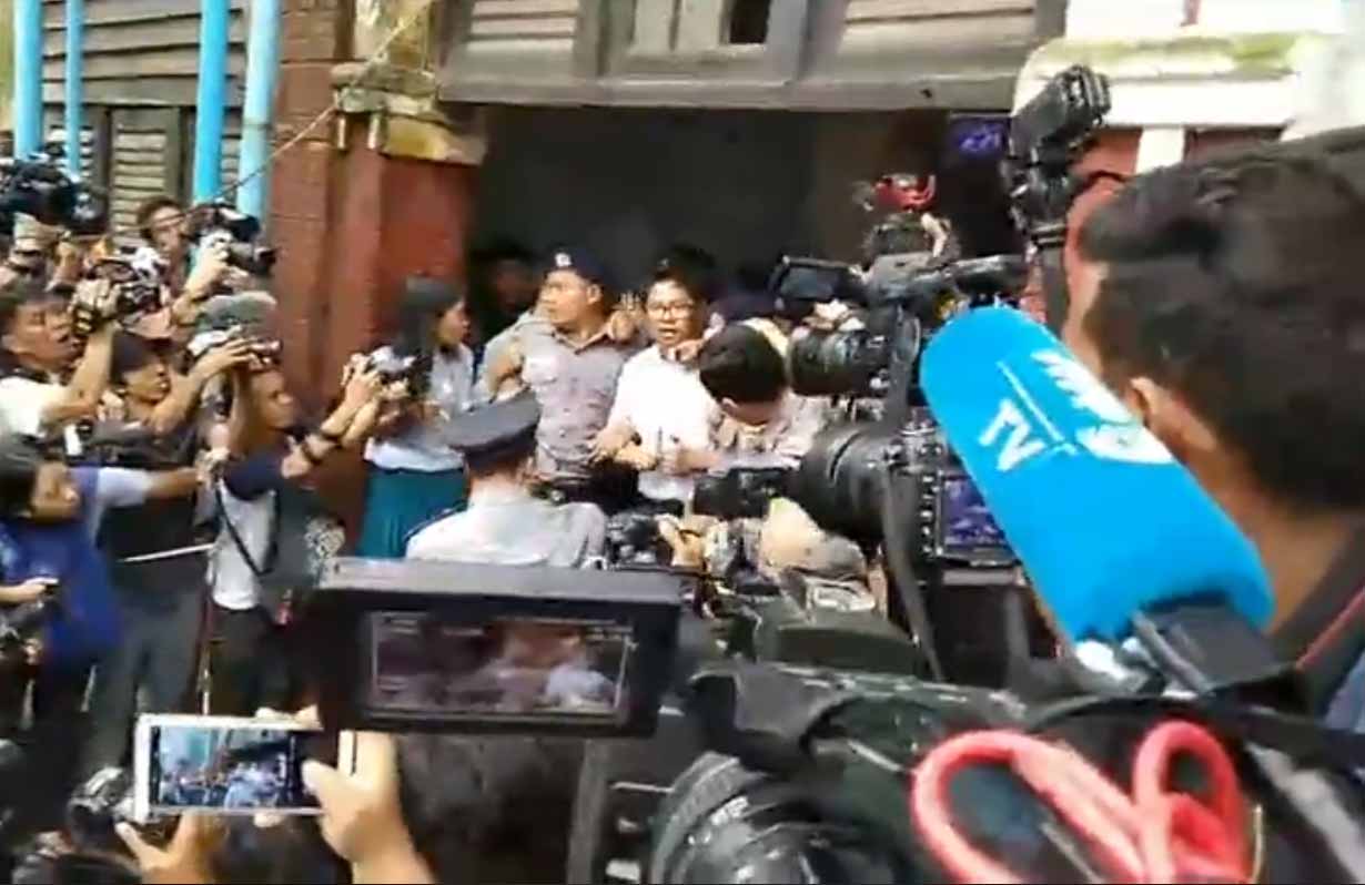 ႐ိုက္တာသတင္းေထာက္ ၂ ဦးကို ေထာင္ဒဏ္ ၇ ႏွစ္စီ ခ်မွတ္