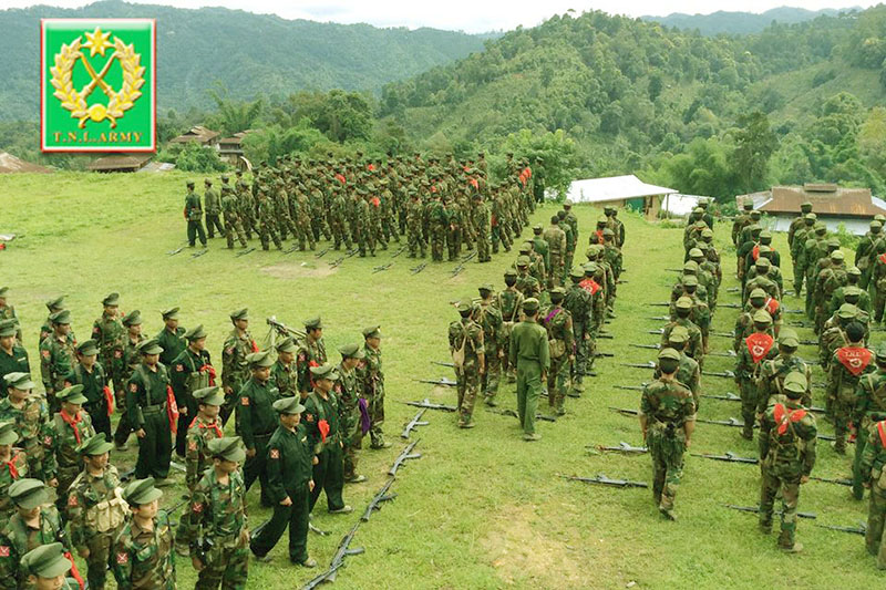 ေျမာက္ပုိင္းမဟာမိတ္ ၃ ဖြဲ႔ႏွင့္ ၿငိမ္းခ်မ္းေရးေကာ္မရွင္ ပထမဆုံးအႀကိမ္ ေတြ႔ဆုံ