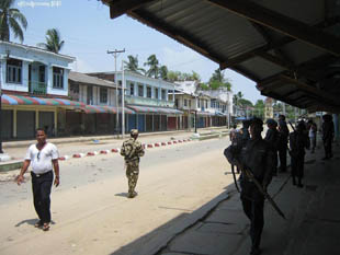 ေမာင္ေတာျမို့ လံုျခံုေရးတင္းက်ပ္