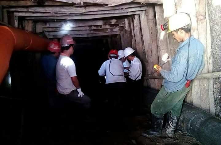 ေက်ာက္မီးေသြးတြင္း ေပါက္ကြဲမႈ ပိတ္မိေနသူ ၄ ဦးကုိ ကယ္ထုတ္ေရး အခက္အခဲျဖစ္ေန