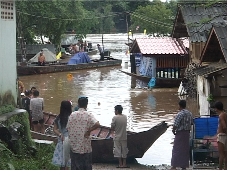 ျမစ္ေရၾကီးမႈေၾကာင့္ နယ္စပ္ဂိတ္မ်ားတြင္ ကုန္ပစၥည္းတန္ဖုိး ဘတ္သန္းခ်ီဆုံး႐ႈံး
